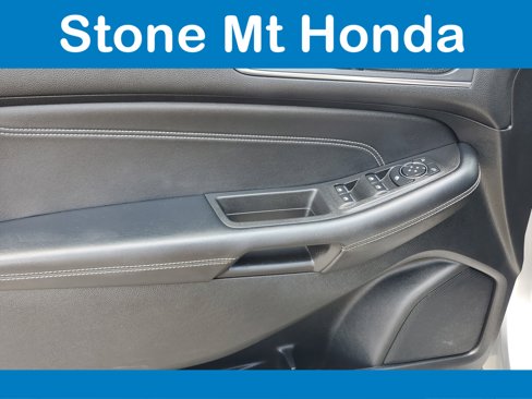 Used 2022 Ford Edge Titanium image 21