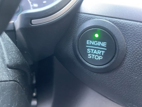 Used 2022 Ford Escape SE w/ Cold Weather Package image 31