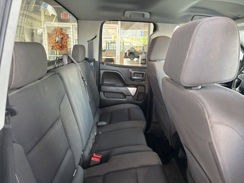 Used 2018 Chevrolet Silverado 1500 LT w/ LPO, Black Pack image 27