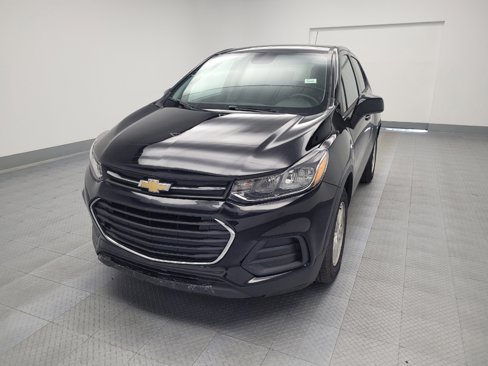 Used 2020 Chevrolet Trax LS w/ Tint and Cruise Package image 15