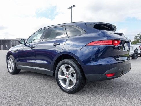 Used 2018 Jaguar F-PACE Premium image 13