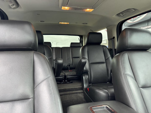 Used 2011 GMC Yukon Denali image 44
