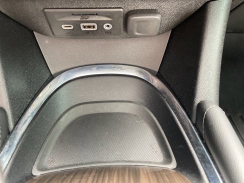 Used 2022 Chevrolet Malibu Premier image 29