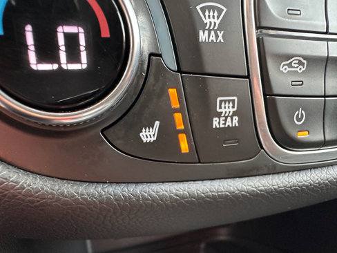 Used 2020 Chevrolet Equinox Premier image 25
