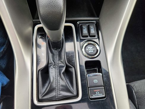Used 2022 Mitsubishi Eclipse Cross SE image 33