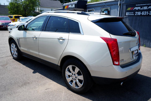 Used 2015 Cadillac SRX Luxury w/ Driver Awareness Package image 9