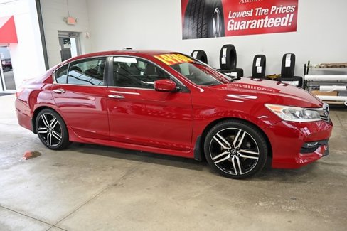 Used 2017 Honda Accord Sport Special Edition image 4