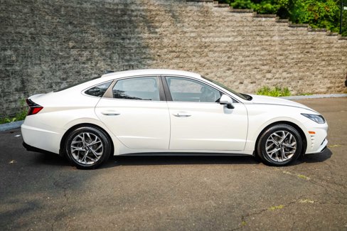 Used 2022 Hyundai Sonata SEL image 3