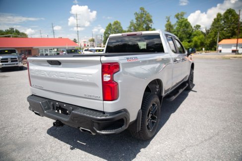 Used 2020 Chevrolet Silverado 1500 Custom Trail Boss w/ Custom Convenience Package image 3