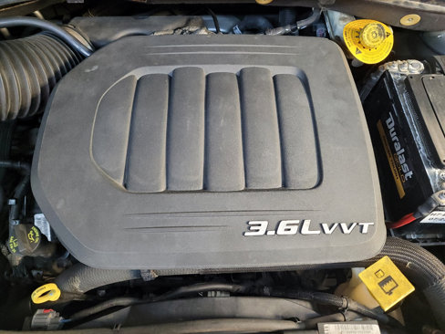 Used 2016 Dodge Grand Caravan SXT image 30