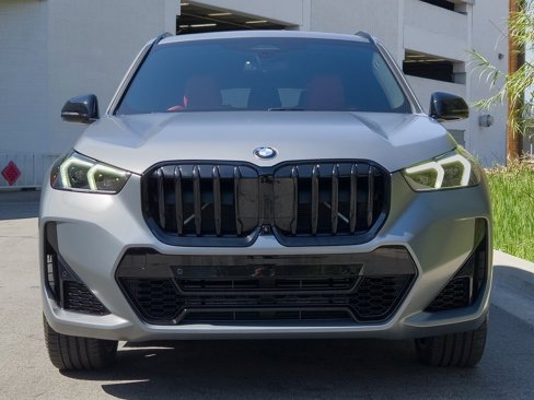Used 2023 BMW X1 xDrive28i w/ Premium Package image 3
