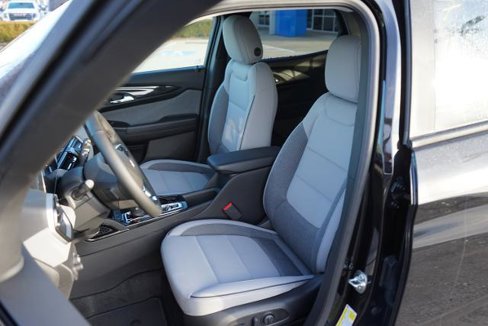New 2025 Chevrolet TrailBlazer LT w/ Convenience Package image 9