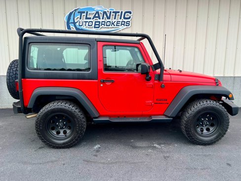 Used 2015 Jeep Wrangler Sport image 3