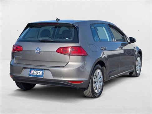 Used 2015 Volkswagen e-Golf SEL Premium image 5