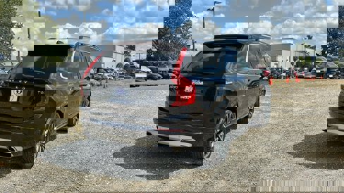 Used 2016 Volvo XC90 T6 Momentum image 4