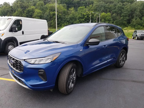 Used 2023 Ford Escape ST-Line image 3