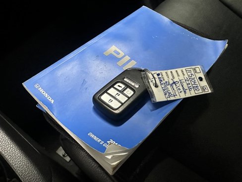 Used 2016 Honda Pilot Touring image 24