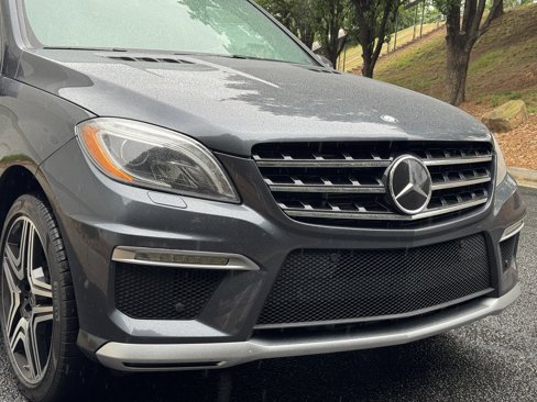 Used 2012 Mercedes-Benz ML 63 AMG 4MATIC image 7