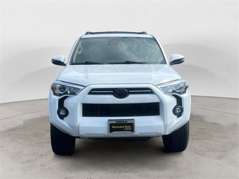 Used 2022 Toyota 4Runner SR5 Premium image 8