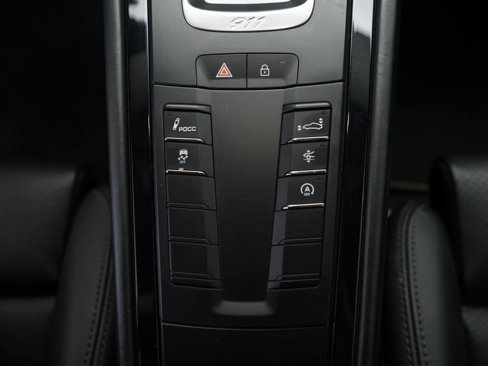 Used 2019 Porsche 911 Turbo S image 27