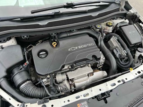 Used 2018 Chevrolet Cruze LS image 21