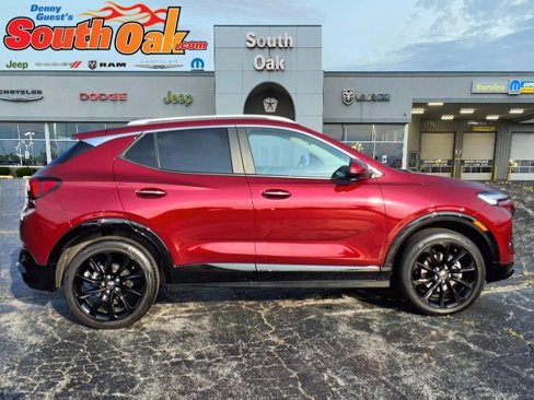 Used 2024 Buick Encore GX Sport Touring w/ Experience Buick Package image 2