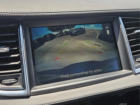 Certified 2024 INFINITI QX50 Luxe w/ Accent Package image 33