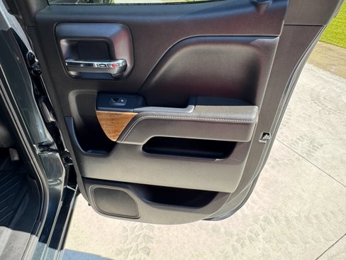 Used 2018 Chevrolet Silverado 1500 LTZ w/ Max Trailering Package image 32