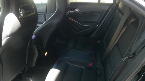 Used 2018 Mercedes-Benz CLA 250 image 27