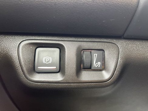 Used 2023 GMC Acadia SLT image 24