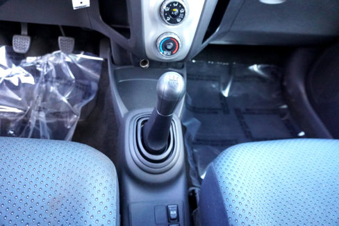 Used 2008 Toyota Yaris 2-Door Hatchback image 17