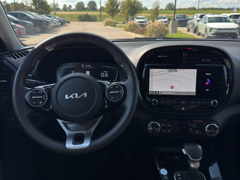 Used 2024 Kia Soul S image 12