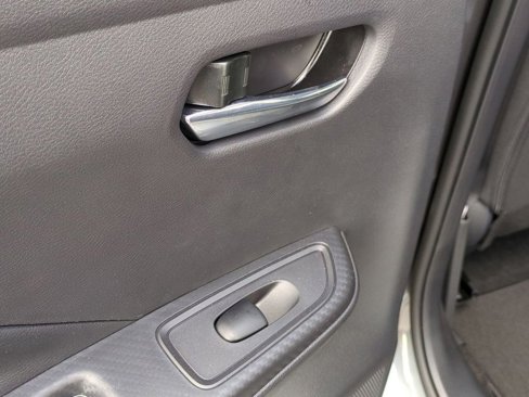 New 2025 Nissan Versa SV image 22