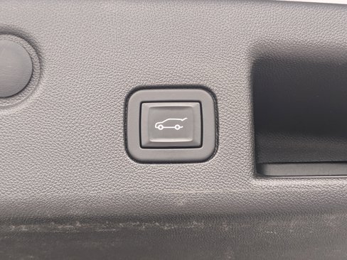 Used 2022 Chevrolet Equinox Premier image 14