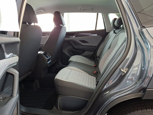 New 2025 Volkswagen Tiguan S image 7