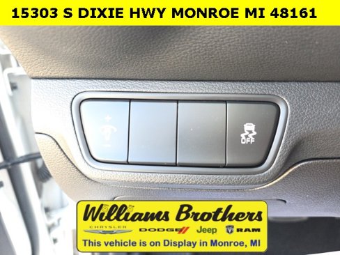 Used 2023 Kia Forte LXS image 12