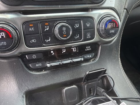 Used 2016 Chevrolet Suburban LS image 19