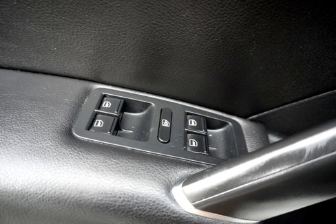 Used 2018 Volkswagen Passat 3.6 image 21