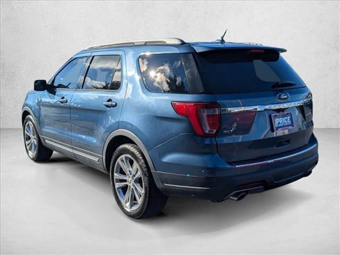 Certified 2018 Ford Explorer XLT w/ Equipment Group 202A image 8