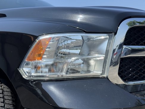Used 2020 RAM 1500 Tradesman w/ Chrome Appearance Group image 5