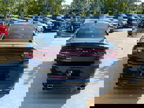 Used 2023 Dodge Charger SXT image 11