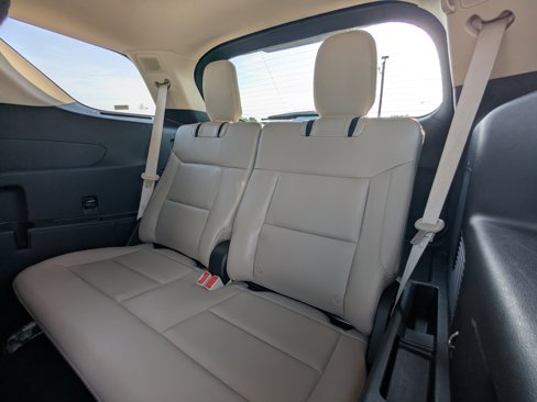 Used 2023 Ford Explorer Limited image 15
