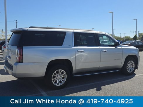 Used 2017 GMC Yukon XL SLT image 11