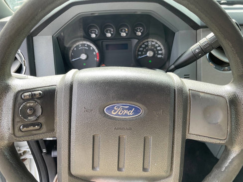 Used 2011 Ford F250 XLT w/ XLT Interior Pkg image 16