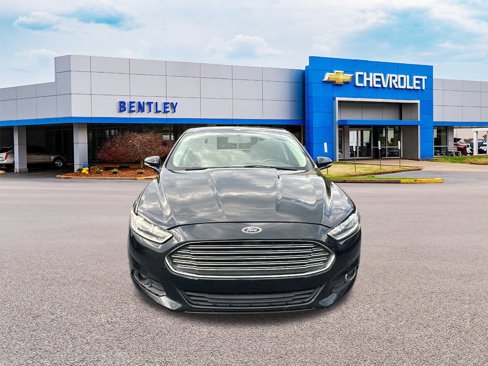 Used 2014 Ford Fusion SE w/ Equipment Group 202A image 3
