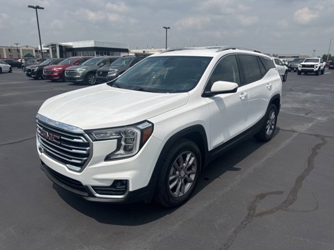 Used 2024 GMC Terrain SLT image 9