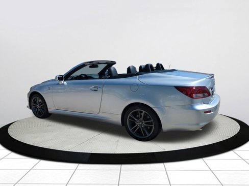 Used 2013 Lexus IS 350C image 5