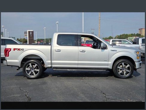 Used 2017 Ford F150 Lariat image 2