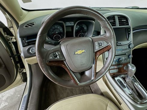 Used 2013 Chevrolet Malibu LTZ image 14