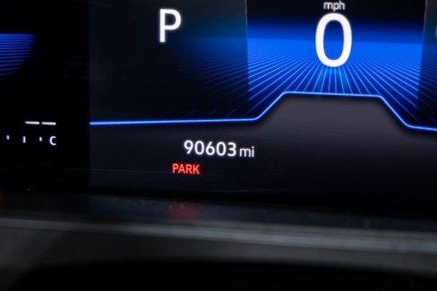 Used 2022 Volkswagen Tiguan SE R-Line image 18
